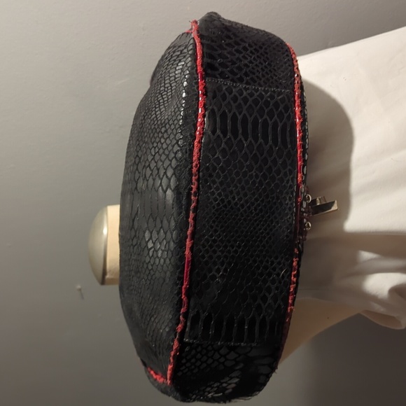 ❤️RARE LEATHER MISS MAK 🖤 - Picture 4 of 10